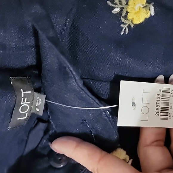 4 pair of women's size 8 shorts - Picture 6 of 16